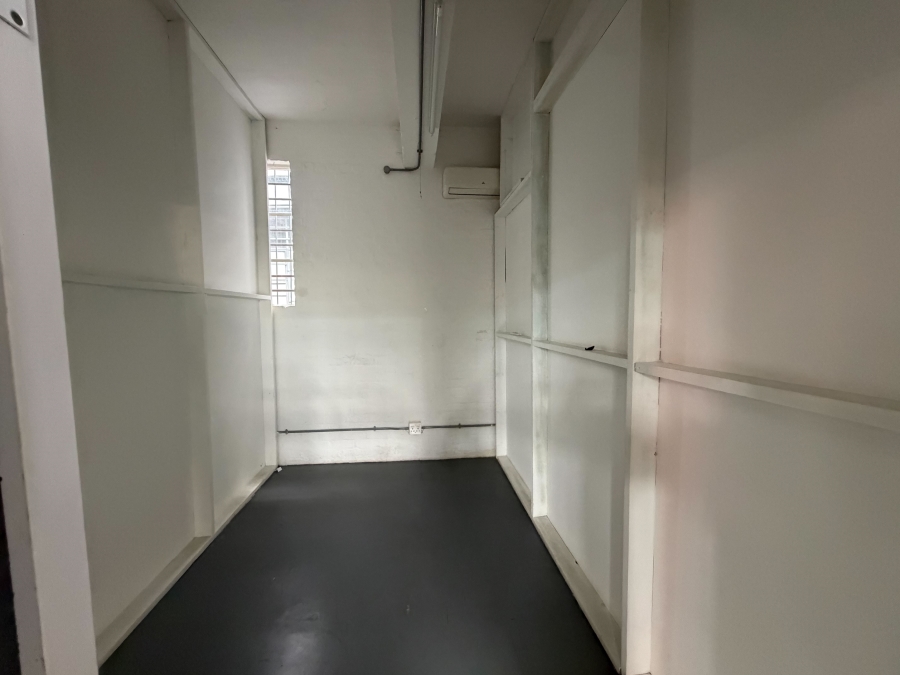 To Let Commercial Property for Rent in Woodstock Western Cape